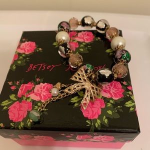 Adorable Betsy Johnson Bracelet